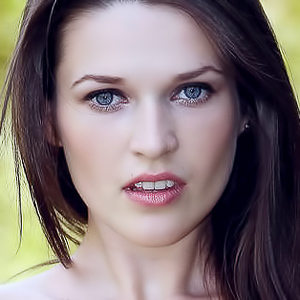 Serena Wood