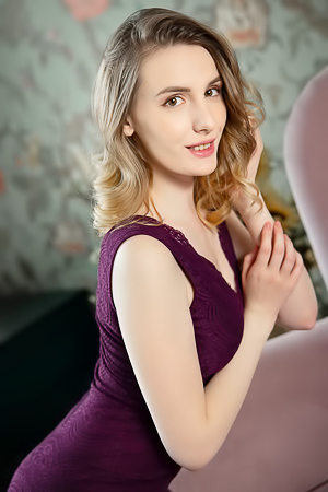 Lillie Spreads Her Long Legs And Shows Pink Pussy